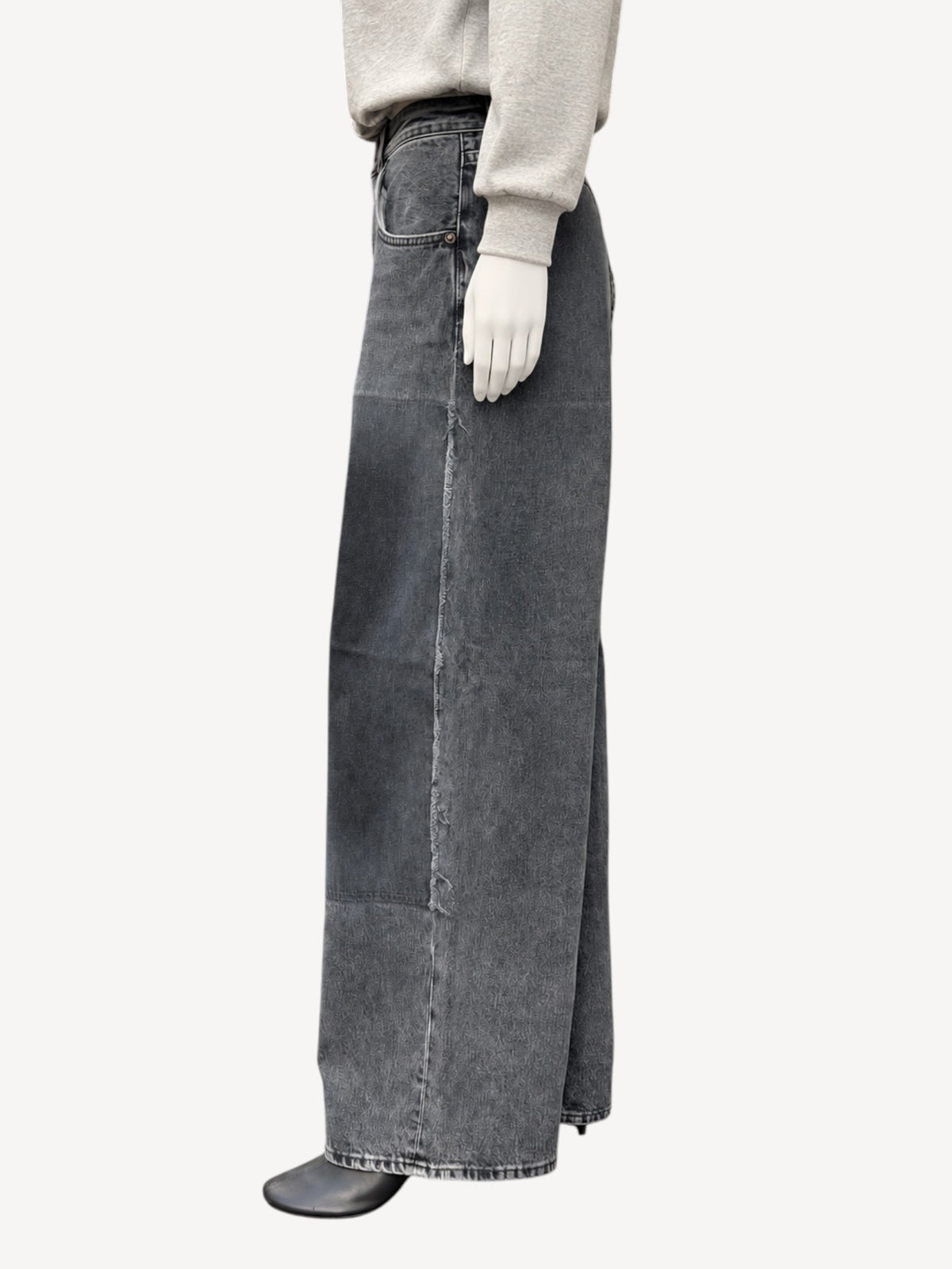 Shadow Roomy | Remnant Black