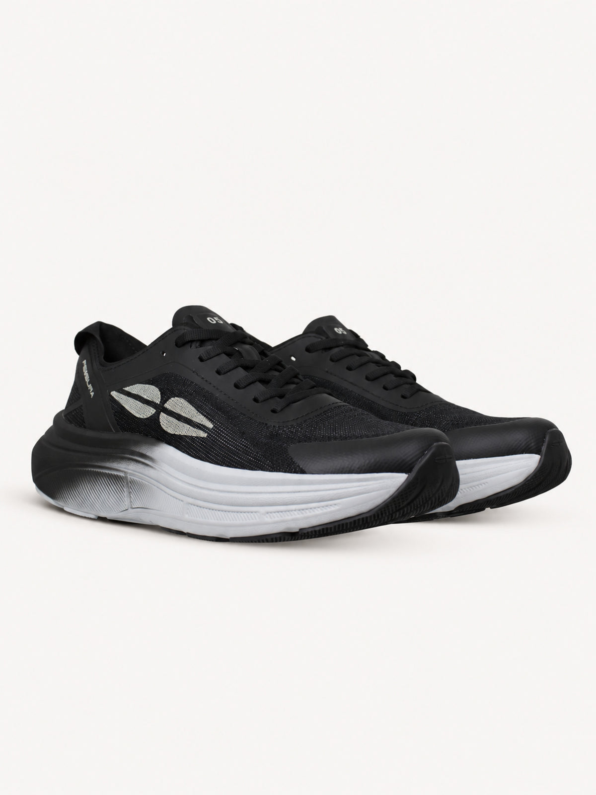 Fessura speed 05 black — three-quarter view
