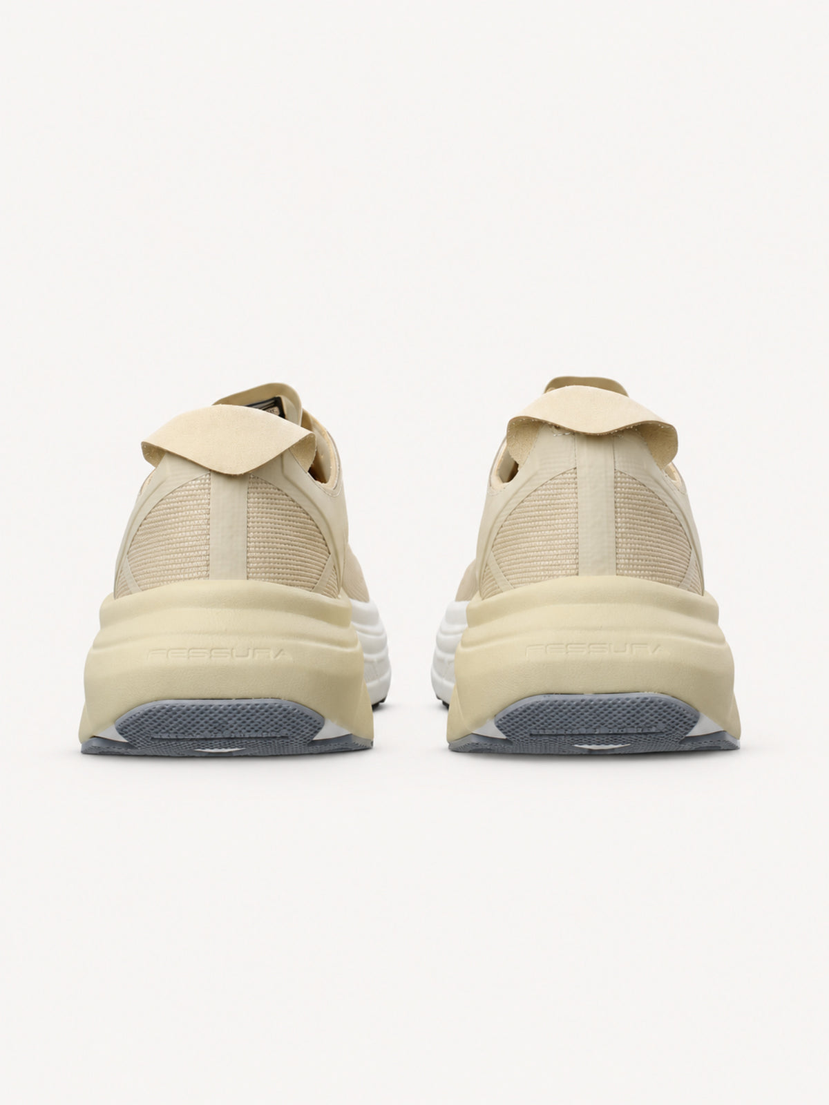 Fessura speed 05 sand — back view