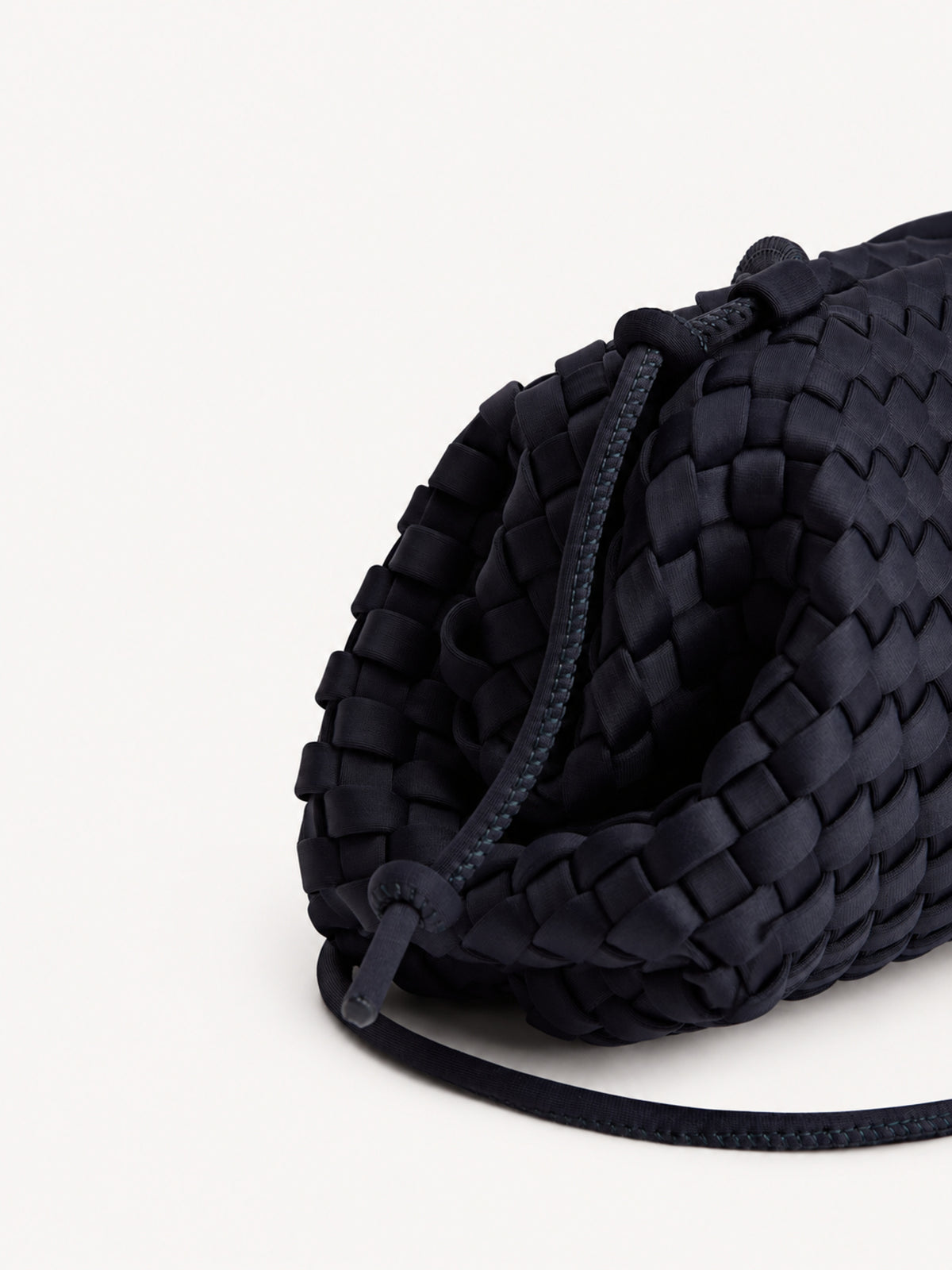 Marrea Pouch Mini | Almost Midnight – detail view