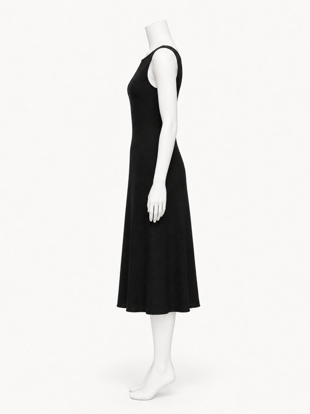 Extreme Cashmere n468 Gabrielle in black — side view