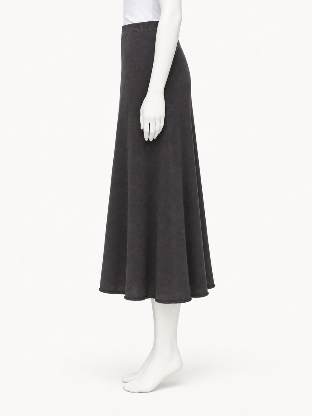 Extreme Cashmere n470 Seduce in mud — side view