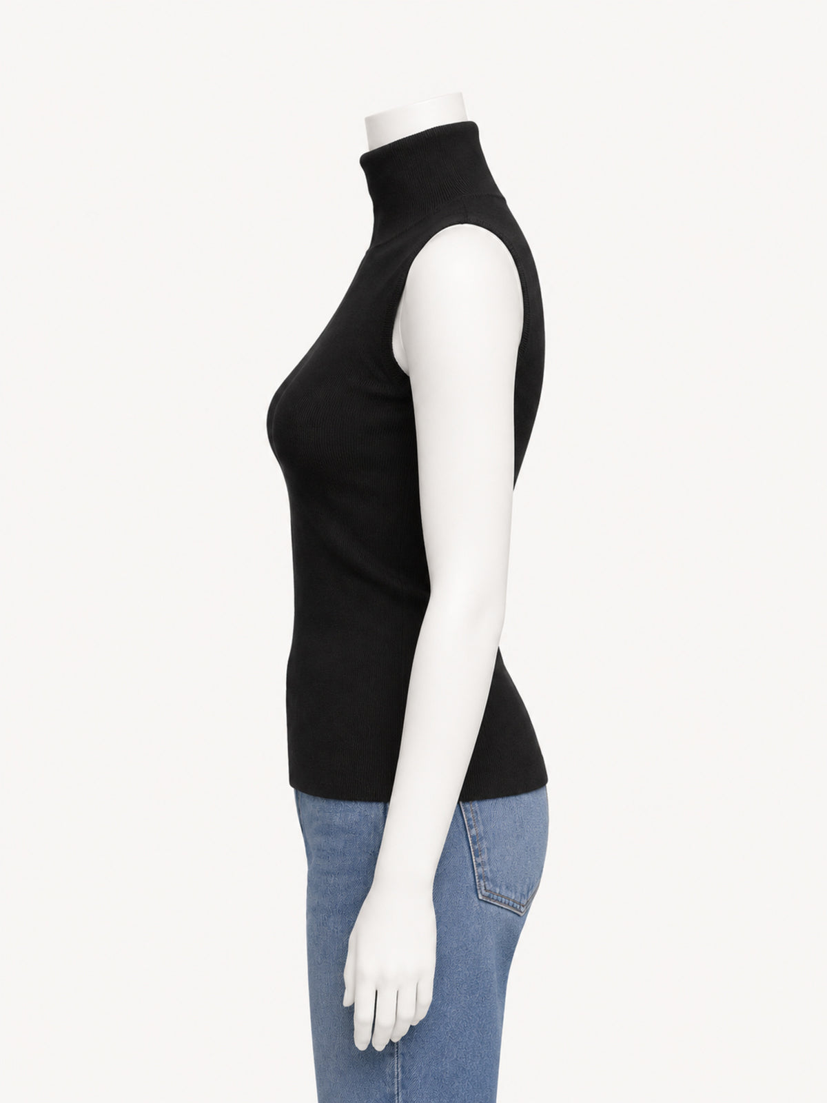 Extreme Cashmere N.502 Collo in black — side view
